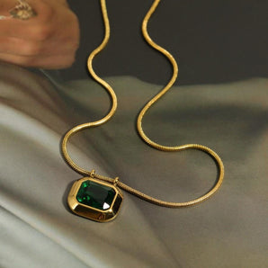 Retro Geometric Titanium Zircon Gold Necklace