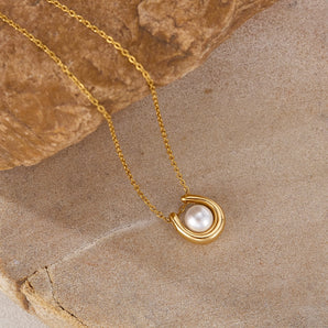 French Simple Pearl Stainless Steel Necklace