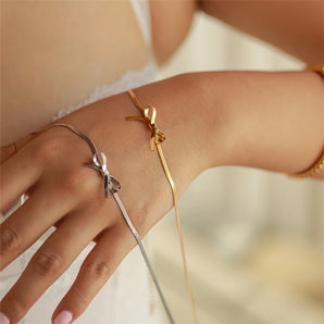 Retro Geometric Zircon Gold Pendant Necklace